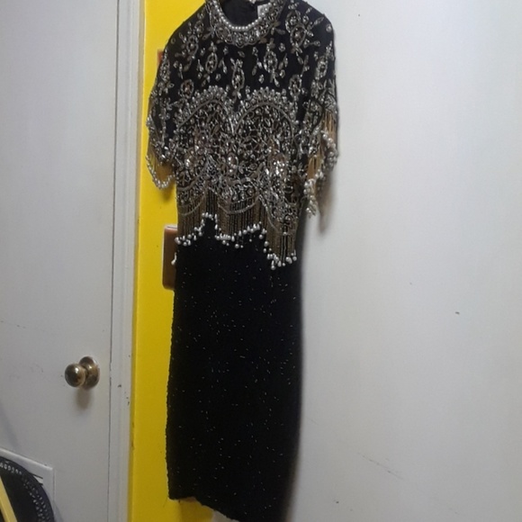 Beautiful heavy beaded dress - Picture 2 of 3